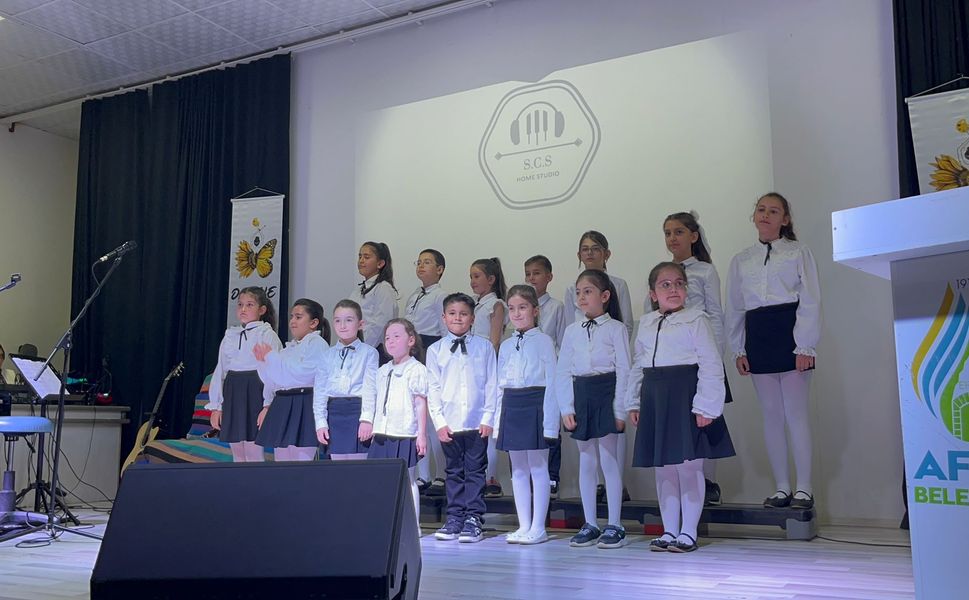 Defne Sanat Atölyesi’nden Anneler Günü ve Resim Sergisi Programı