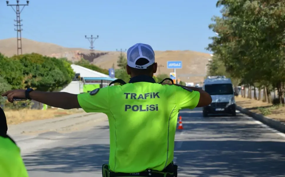 Bir Haftada 424 Kişi Ehliyetsiz Yakalandı