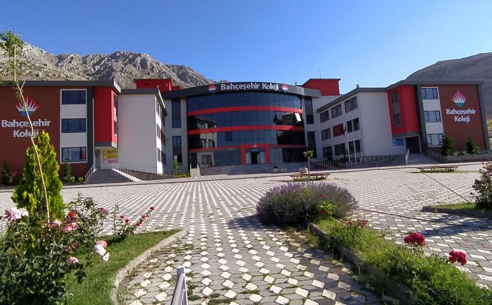 Bahçeşehir Koleji Elbistan Kampüsünde LGS Başarısı Artık Gelenek!