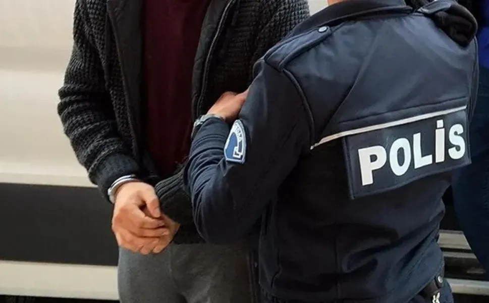 24 Yıl Hapis Cezalı 2 Firari Yakalandı