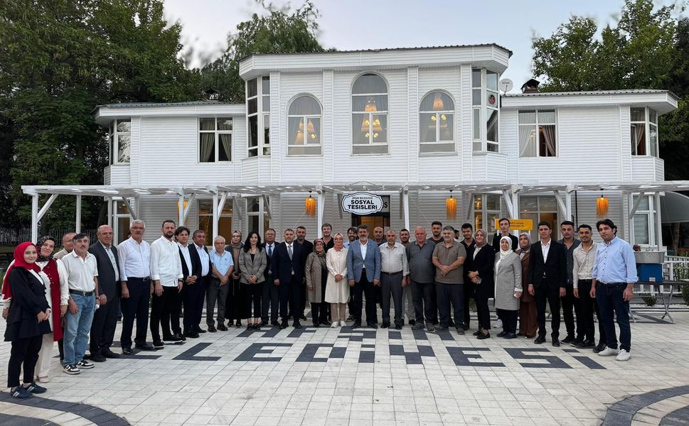 AK Parti’den Afşin’de Geniş Kapsamlı İstişare Toplantısı