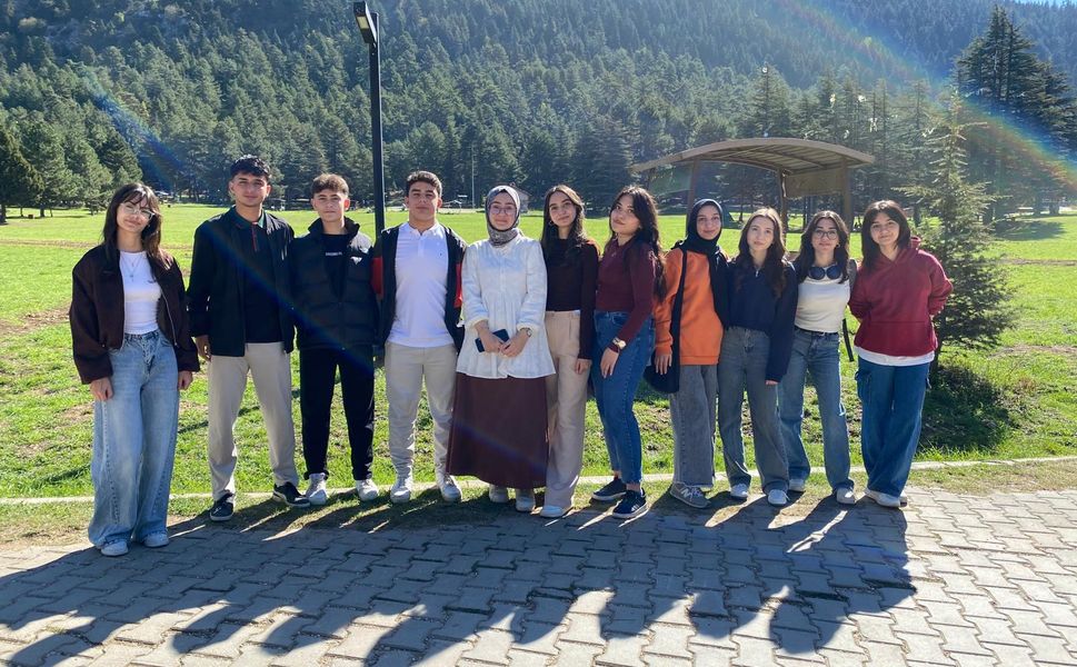 Afşin Anadolu Lisesi Öğrencileri Doğayla ve Eğlenceyle Motivasyon Depoladı