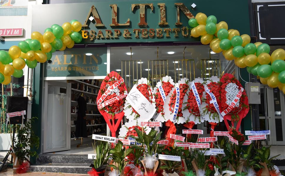 Afşin’de Altın Eşarp ve Tesettür Hizmete Açıldı