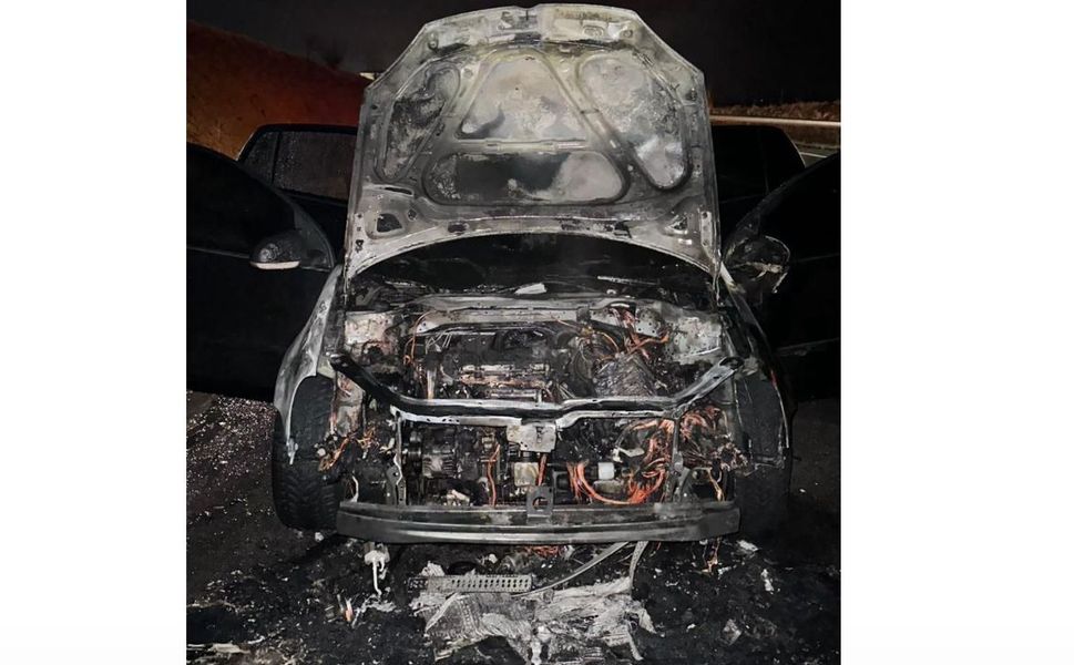 Afşin'de Seyir Halindeki Otomobil Alev Aldı