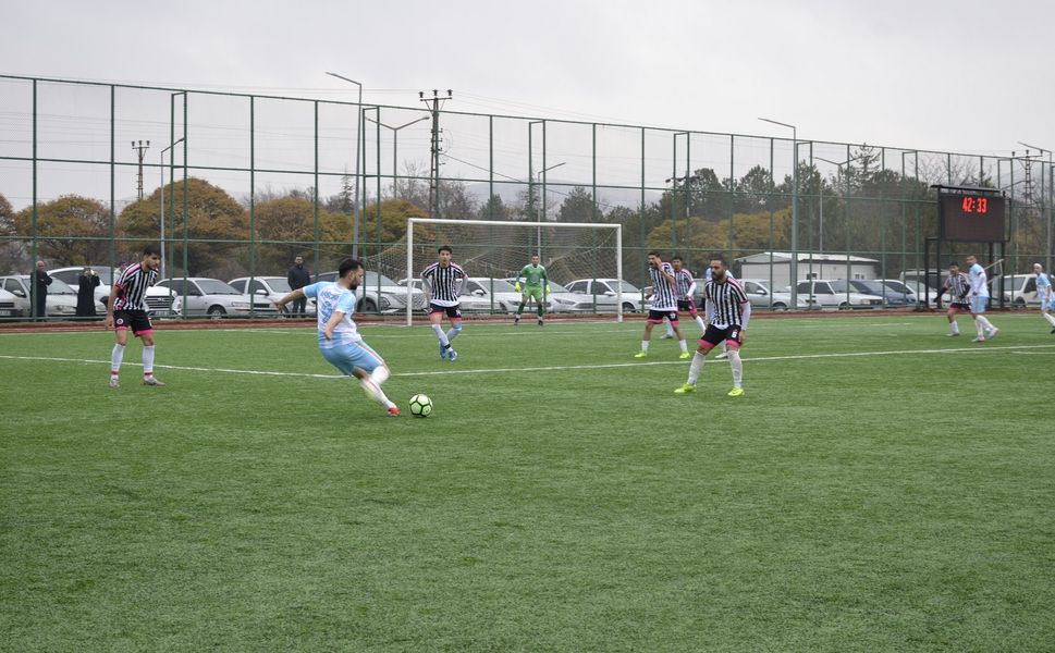 Koç Cristalspor 1-7 Afşinspor