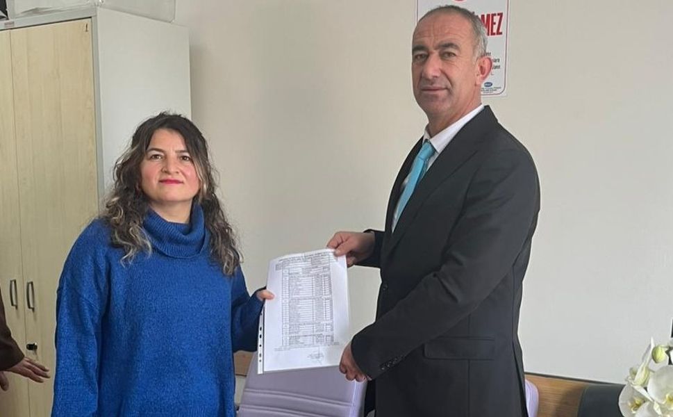 Emrah Gümüş Mazbatasını Aldı