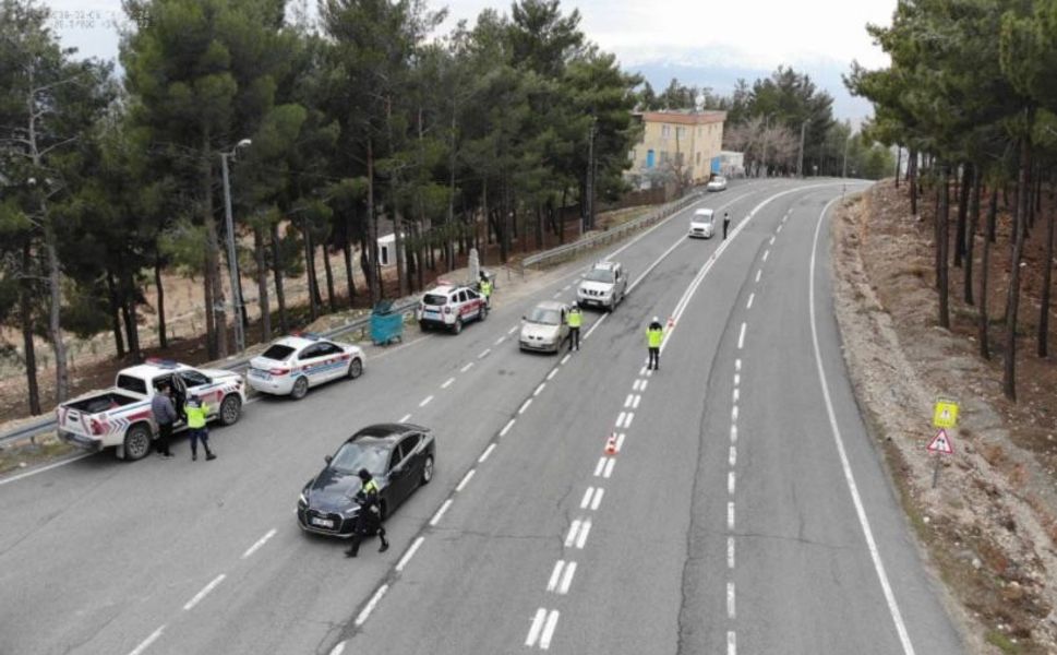 1 Haftada 25 Binin Üzerinde Araç Denetlendi