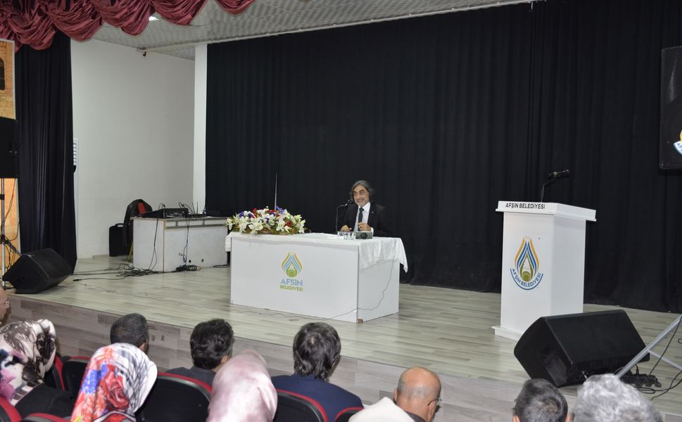 Afşin’de “Gençlerin Mutlu Gelecek Planı” Konferansı Düzenlendi