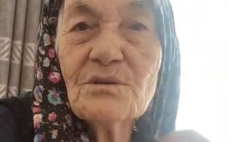 Ayşe Arslan Vefat Etti