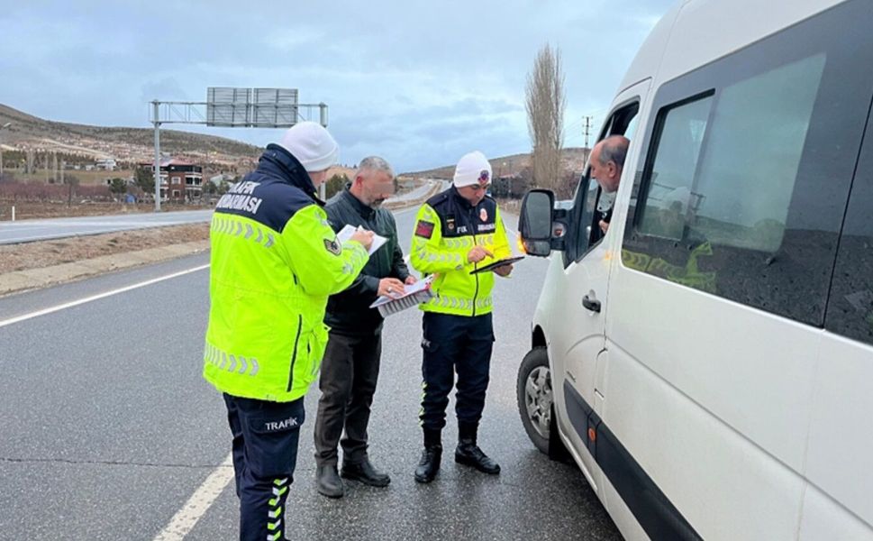 Bir Haftada 199 Araç Trafikten Men Edildi