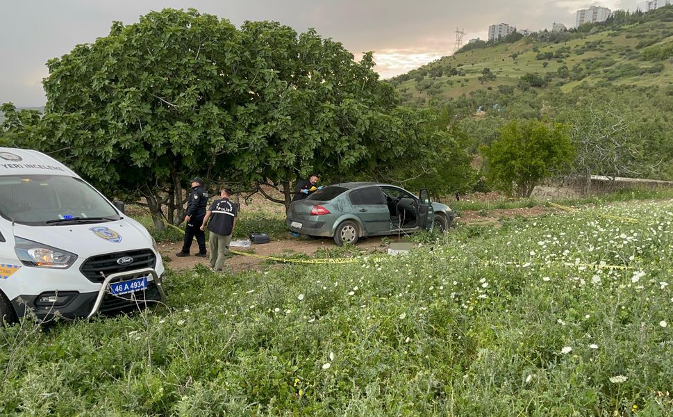 Dondurma Bahanesiyle Buluştular, Pompalı Tüfekle Öldürdüler