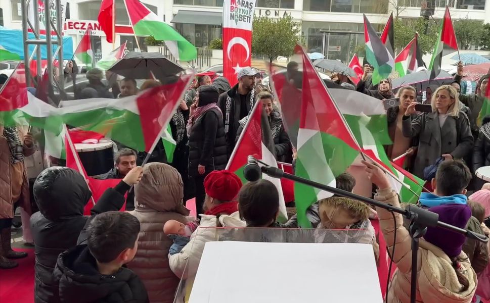 İsrail'in Gazze'ye Yönelik Saldırıları Protesto Edildi