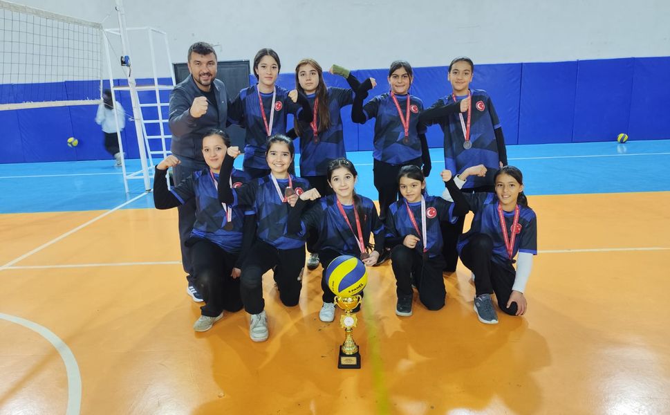 Mehmet Akif Ersoy Ortaokulu’ndan Gururlandıran Başarı