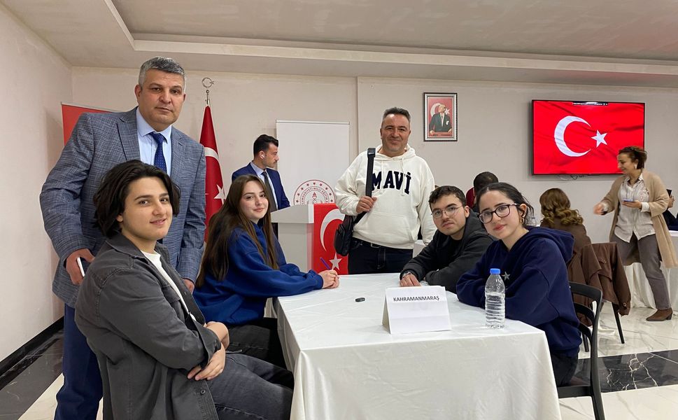 Afşin Anadolu Lisesi, İstiklâl Marşı Yarışmasında Bölge Üçüncüsü Oldu