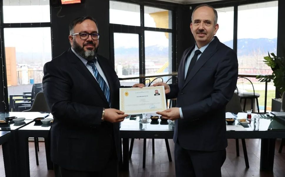 Afşin İlçe Müftüsü Gökçek’e Valilikten Başarı Belgesi