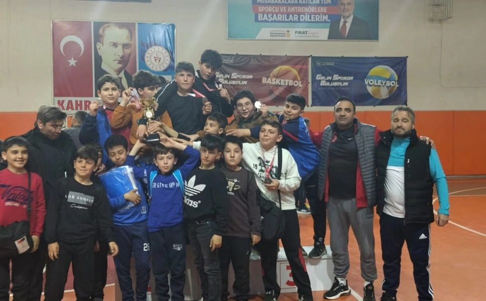 Afşinli Güreşçilerden İl Müsabakalarında Büyük Başarı