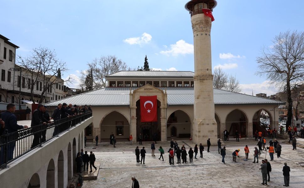 Kahramanmaraş'ın Simgelerinden Ulu Cami Yeniden İbadete Açıldı