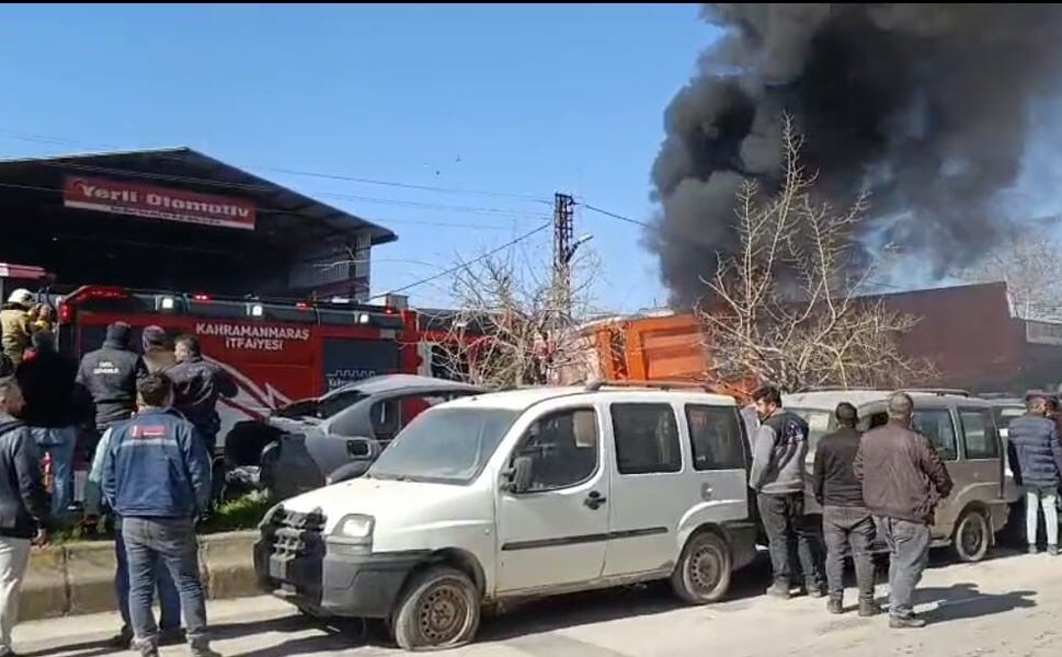 İş Yerinde Çıkan Yangın Maddi Hasara Yol Açtı