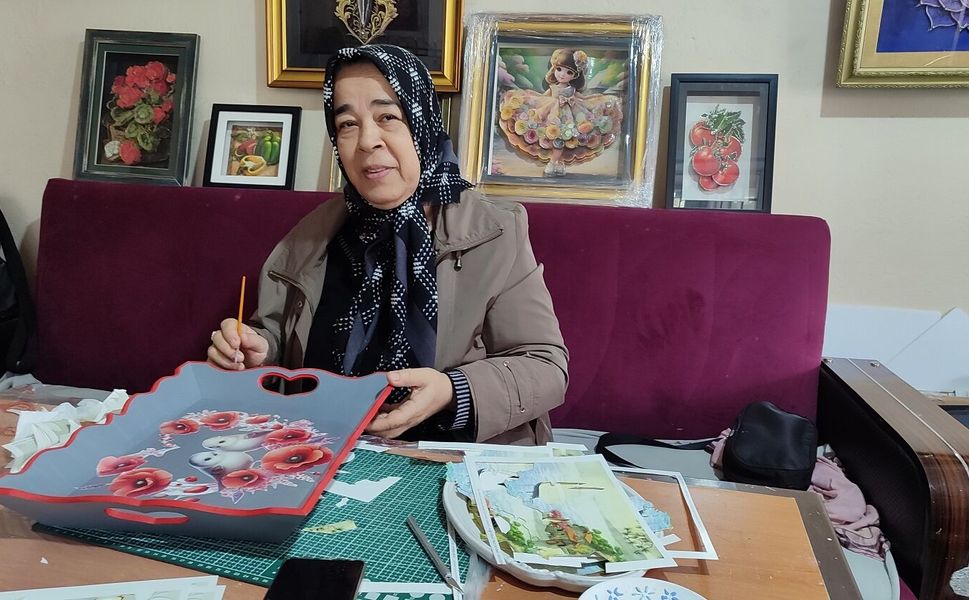 Kadınlar Kurslarla Hem Üretiyor Hem Huzur Buluyor