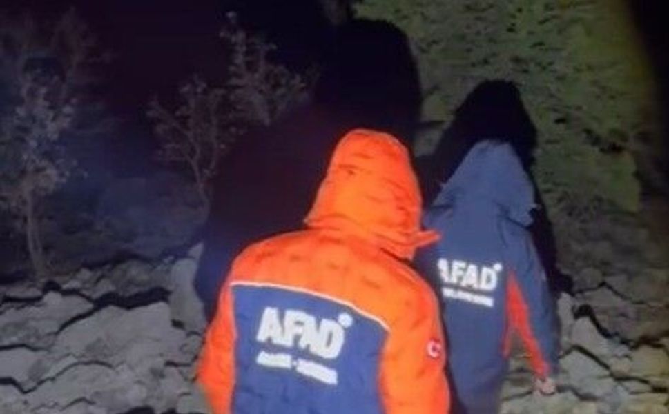 Mahsur Kalan 8 Dağcı Ekiplerce Kurtarıldı