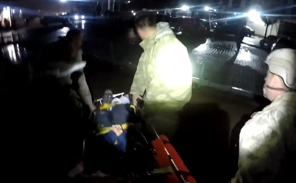 Ayağı Kırılan Yürüyüşçü Helikopterle Kurtarıldı