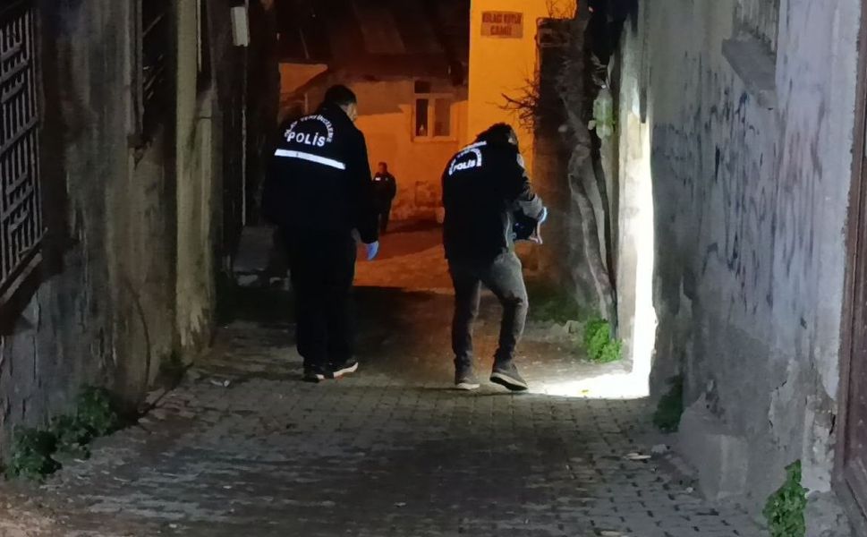 4 Kişi Tarafından Darp Edilen Genç Pompalı Tüfekle Yaralandı