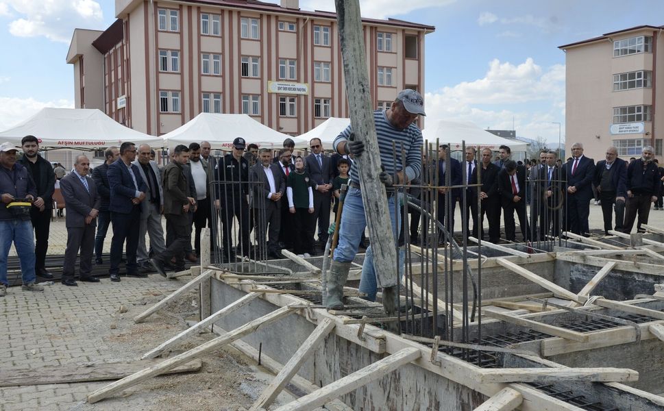 Afşin’de Tatbikat Camii İçin Temel Atma Töreni Gerçekleştirildi