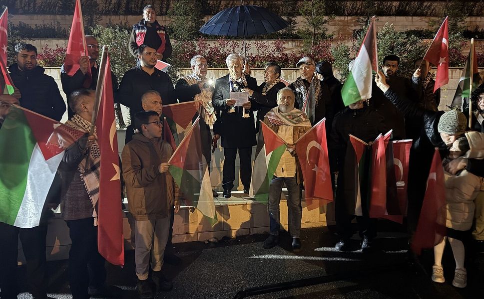 İsrail'in Filistinli Esirlere Yönelik "İdam Yasası" Protesto Edildi