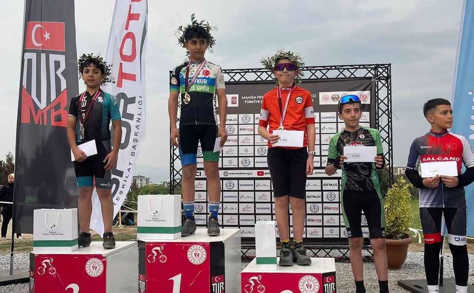 Kahramanmaraşlı Bisikletçiden Türkiye İkinciliği Başarısı