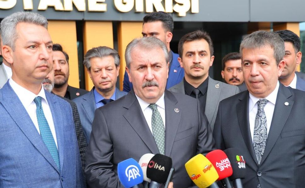 Yaralı Öğrencileri Ziyaret Eden BBP Lideri Destici'den 'Aile' Vurgusu