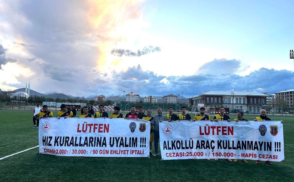 Afşin’de Futbol Turnuvasında Trafik Güvenliği Farkındalığı