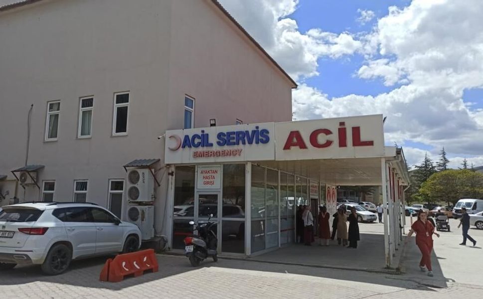 Afşin’de Polis Memuru Eşini Ayaklarından Vurdu