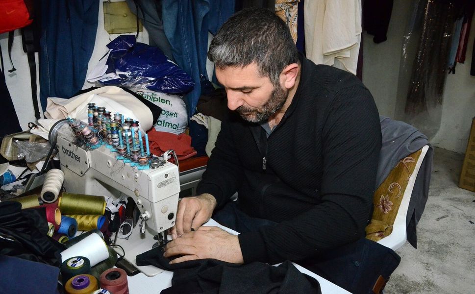 Afşin’de Terzilerde Bayram Mesaisi Başladı