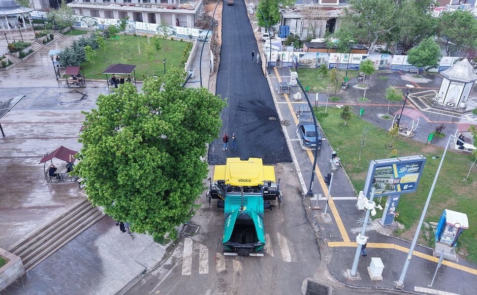 Atatürk Caddesi’nde Sıcak Asfalt Çalışmaları Tamamlandı