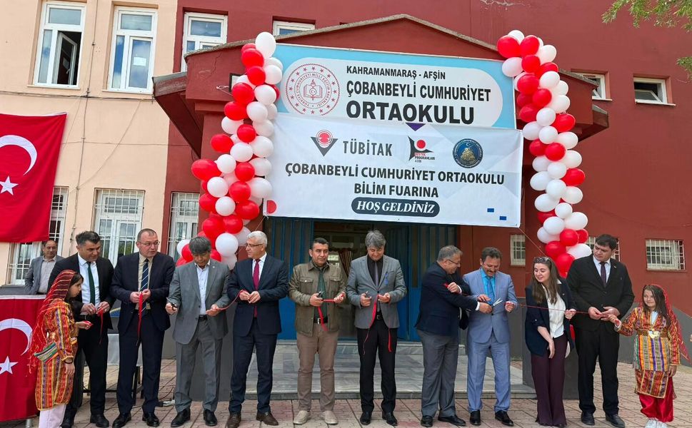 Çobanbeyli Cumhuriyet Ortaokulu’nda Bilim Fuarı Heyecanı