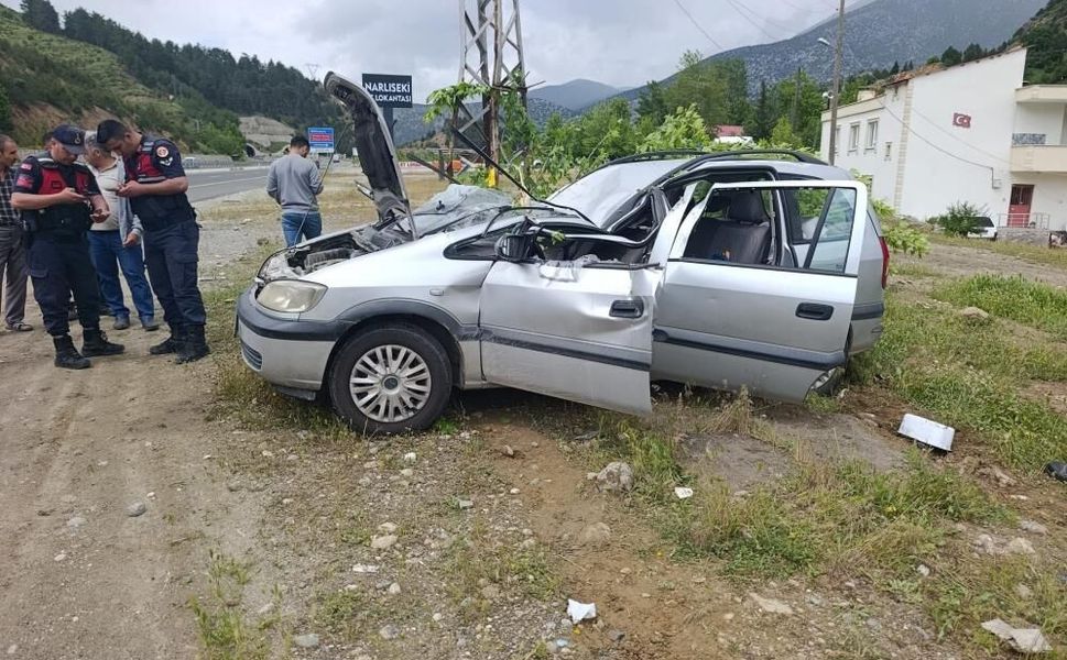 Direksiyon Hakimiyetini Kaybeden Araç Takla Attı: 1 Yaralı