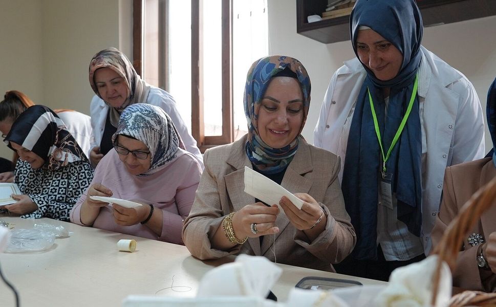 Geri Dönüşüm ve El Sanatı Kadınlarla Hayat Buldu