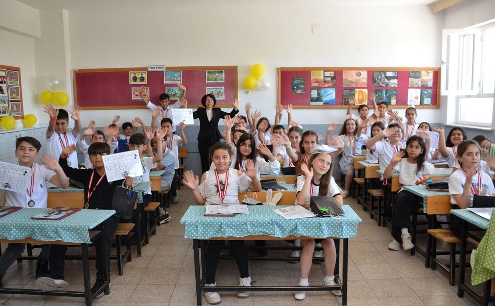 Afşin’de 17 Bin 527 Öğrenci Karne Sevinci Yaşadı