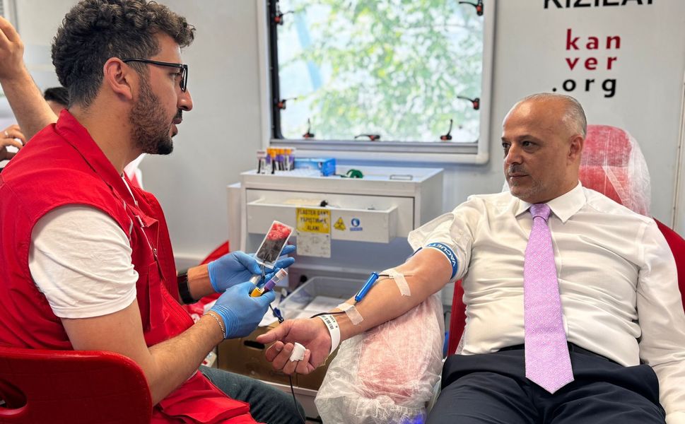 Afşin’de Kök Hücre Seferberliği: Başkan Kıraç ve Protokolden Kök Hücre Bağışı
