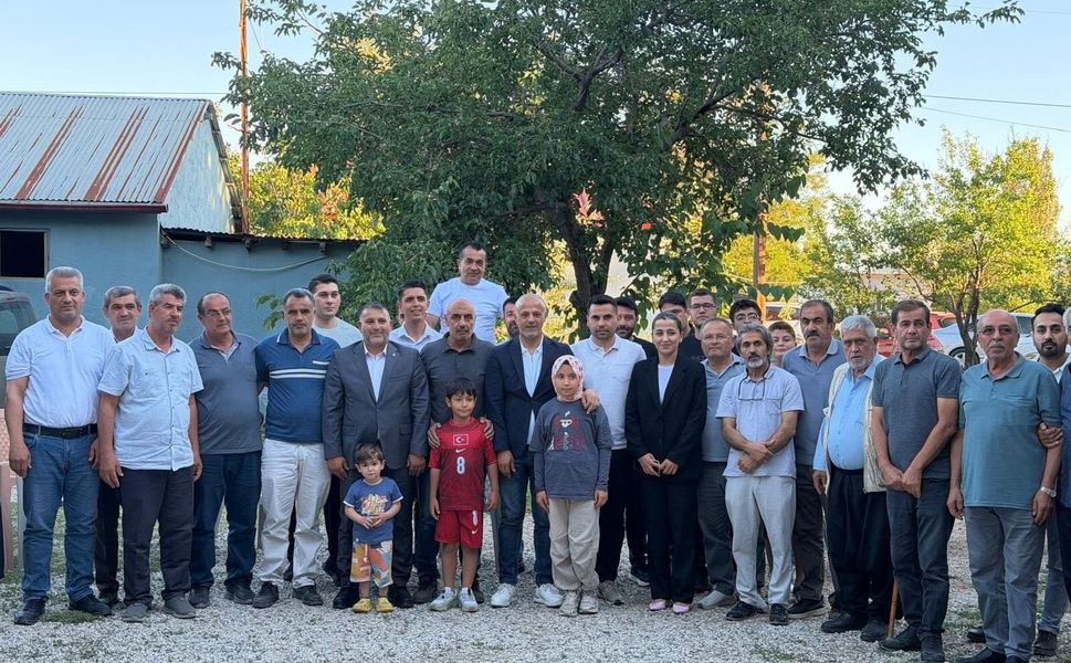 Başkan Kıraç, AK Parti Heyeti ile Çobanbeyli Mahallesi'nde Vatandaşlarla Buluştu