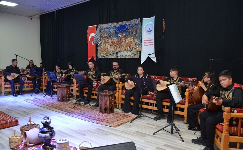 Afşin’de “Anadolu’dan Deyişler” Konserine Yoğun İlgi