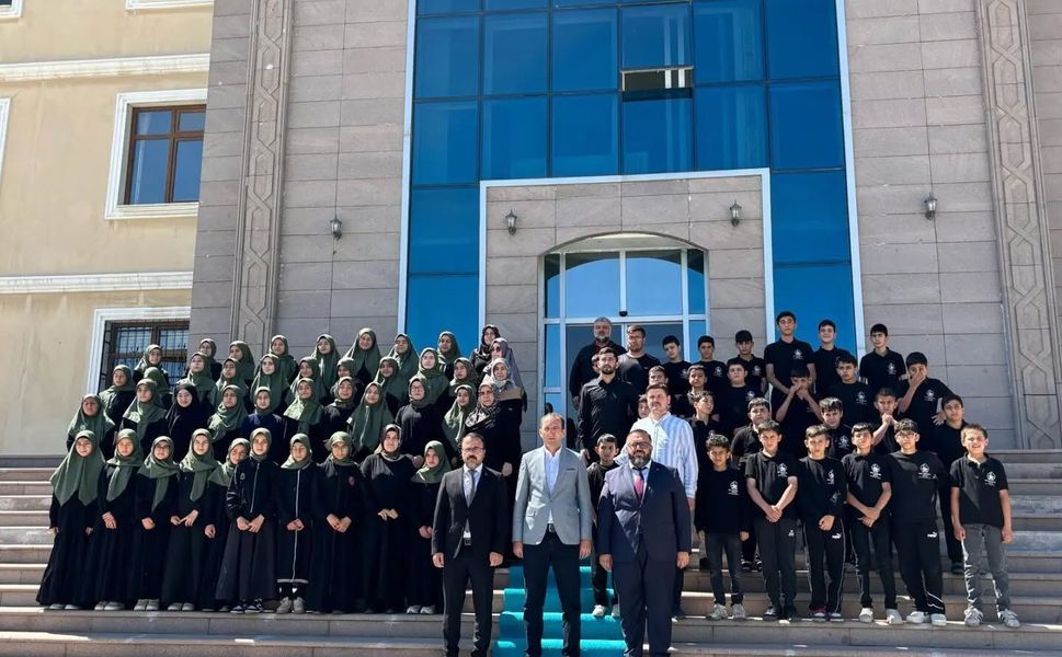 Hafızlık Öğrencilerinden Kaymakam Sarıdoğan’a Veda Ziyareti