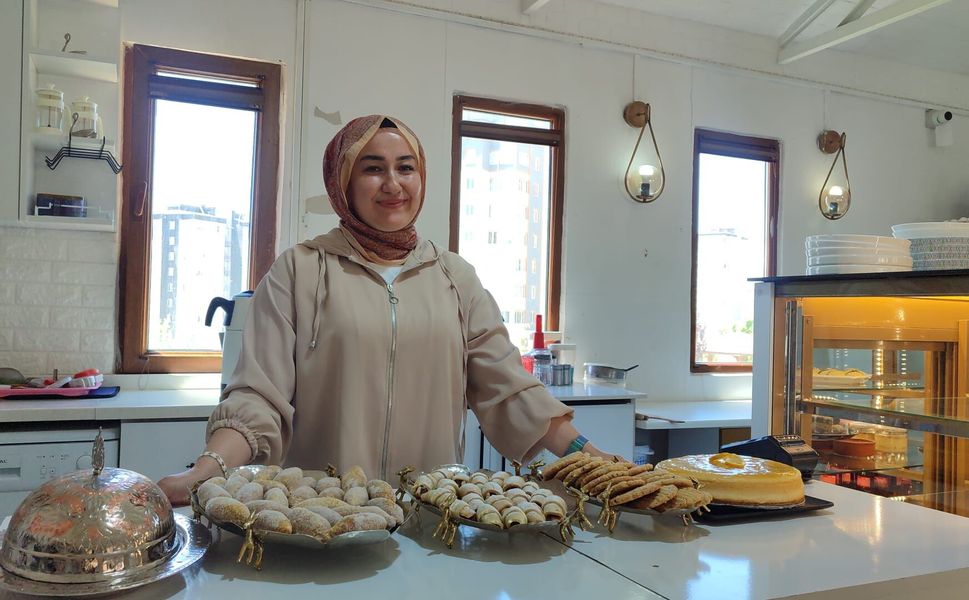 İki Çocuk Annesi Kadın Azmiyle Örnek Oluyor