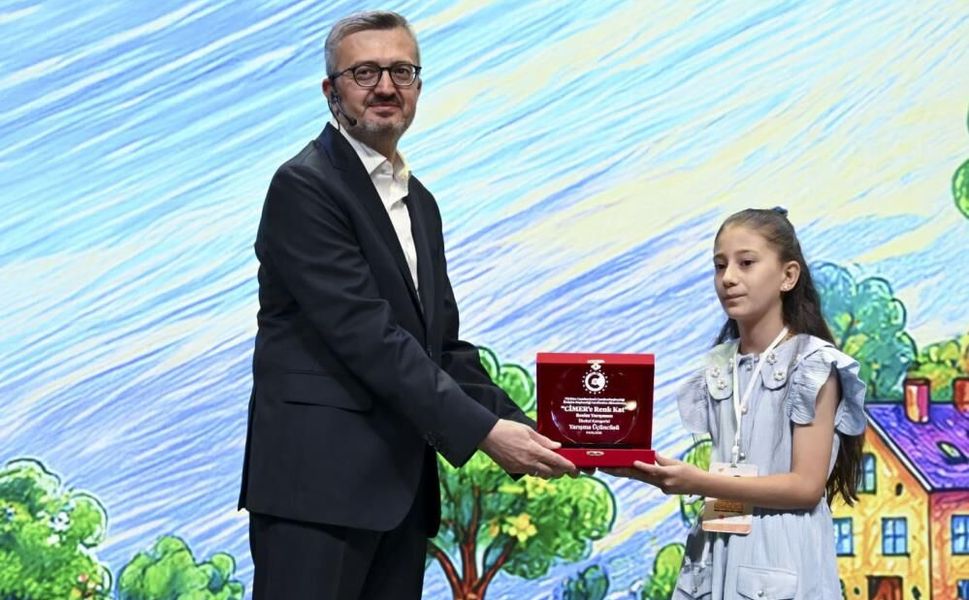 Kahramanmaraşlı Öğrenci CİMER Yarışmasında Türkiye Üçüncüsü Oldu
