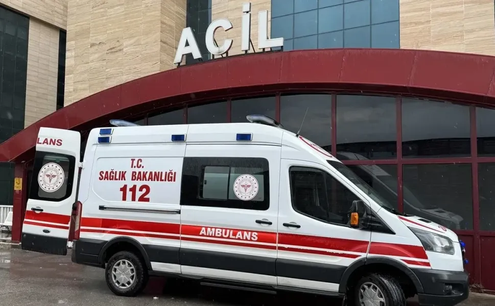Rezerv Alanında İskeleden Düşen İşçi Yaralandı