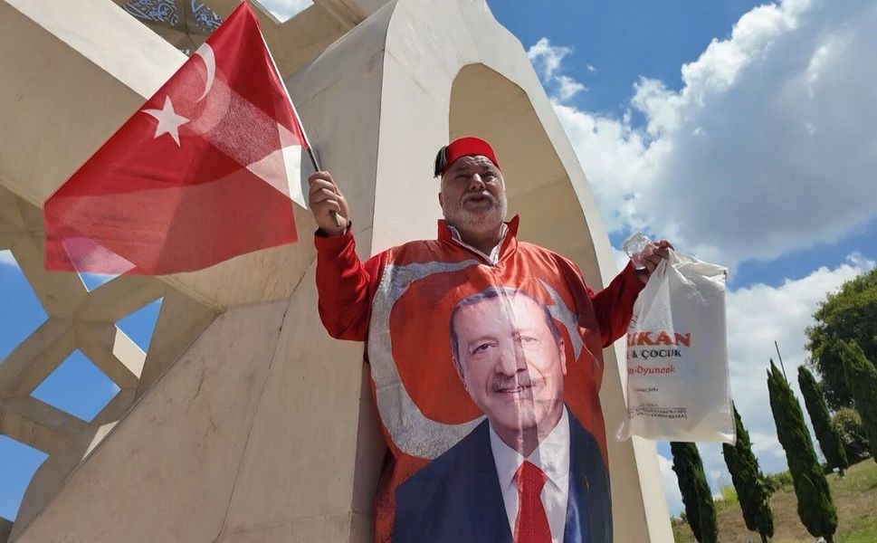 15 Temmuz’da Anlamlı Yolculuk: Maraş’tan İstanbul’a Şehitler İçin Geldi
