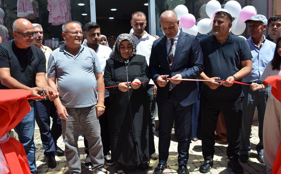 Afşin'de Şirin Outlet Mağazası Hizmete Açıldı