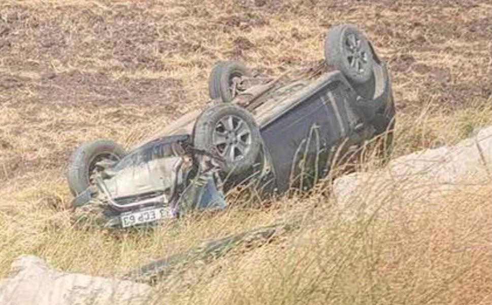 Virajı Alamayan Sürücü Tarlaya Uçtu