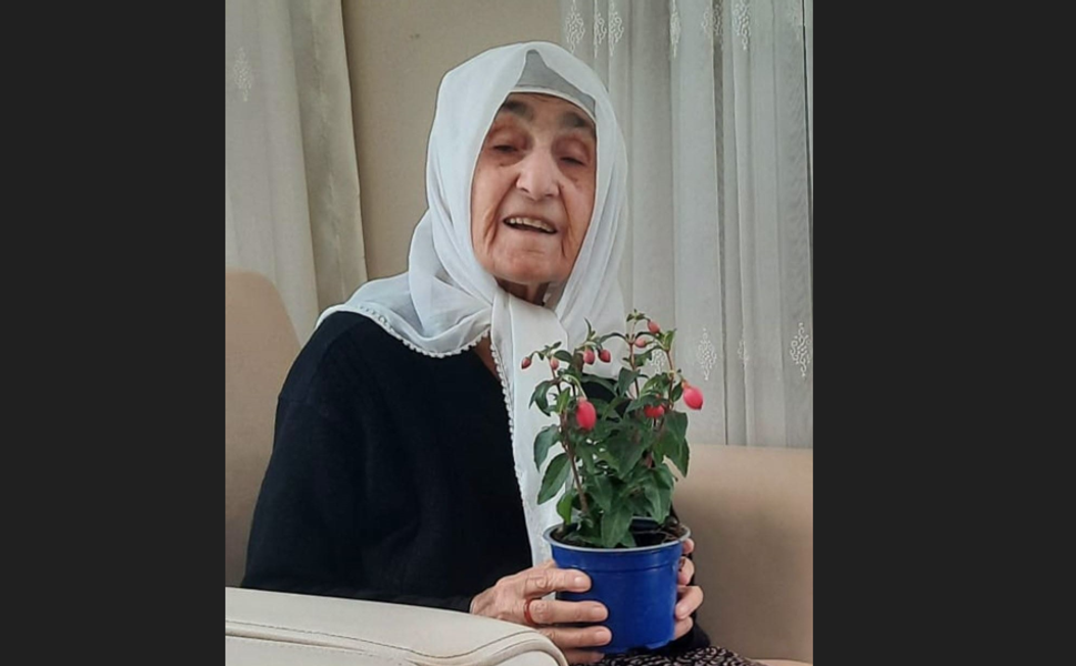 Eşe Demir Vefat Etti