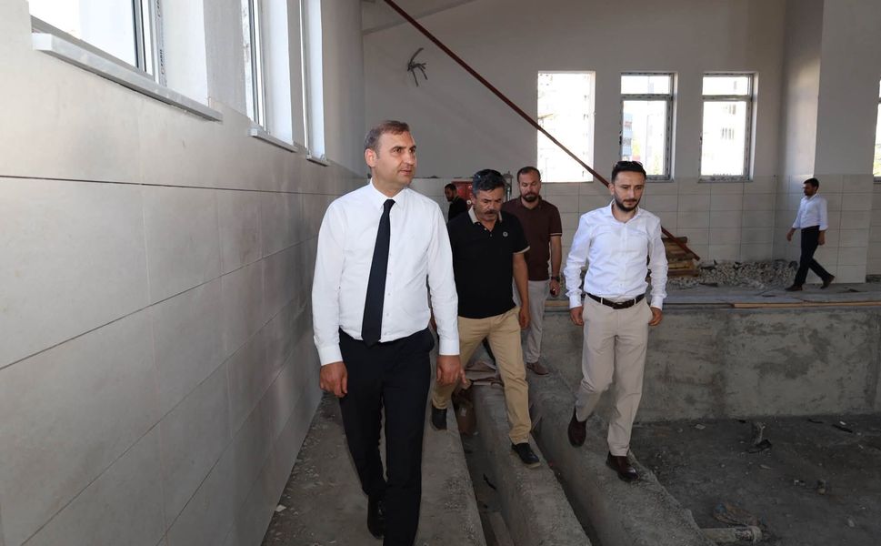 İl Müdürü Yasin Özdemir, Afşin’de Spor Yatırımlarını Yerinde İnceledi